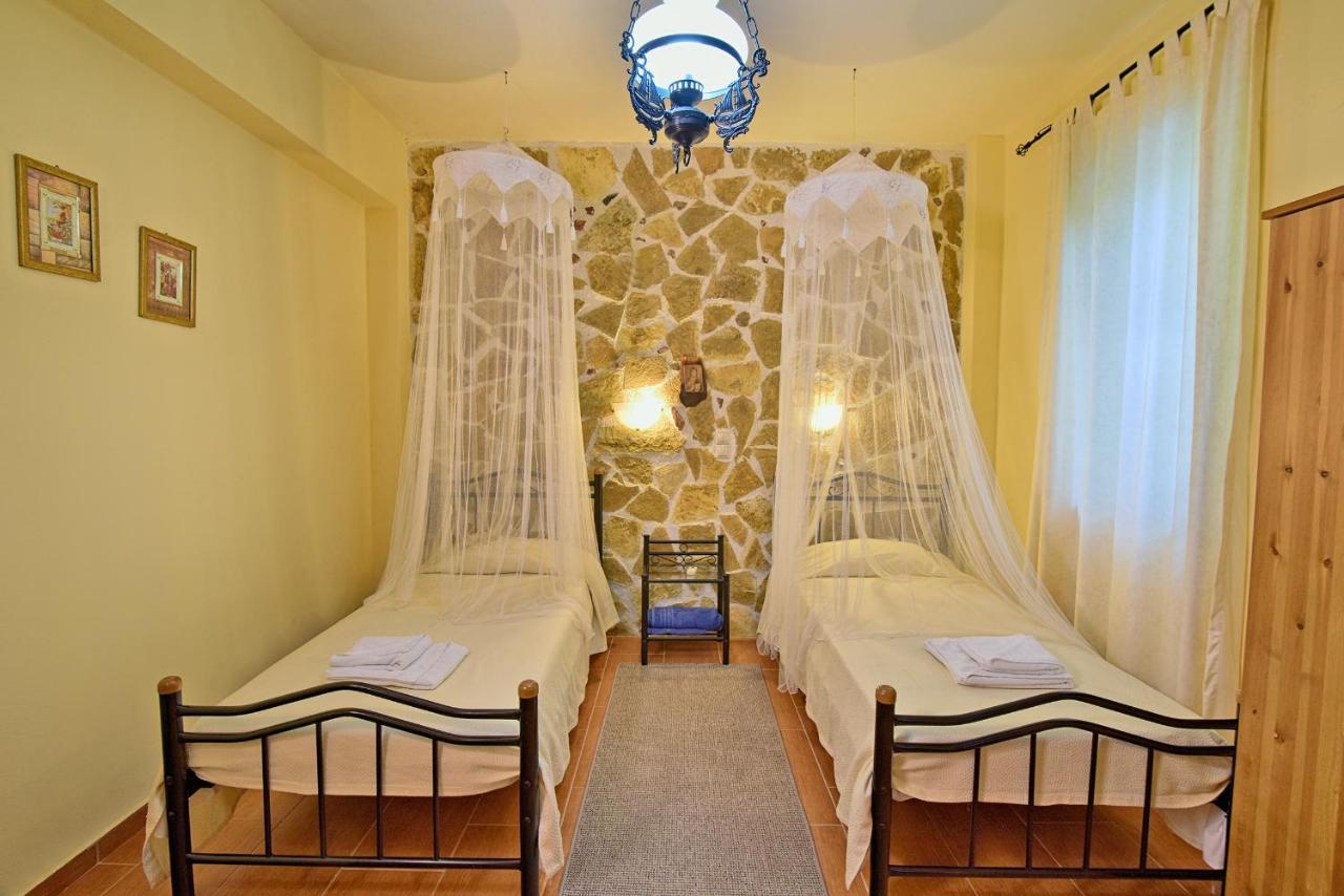 Agia Marina Olive Farmヴィラ エクステリア 写真