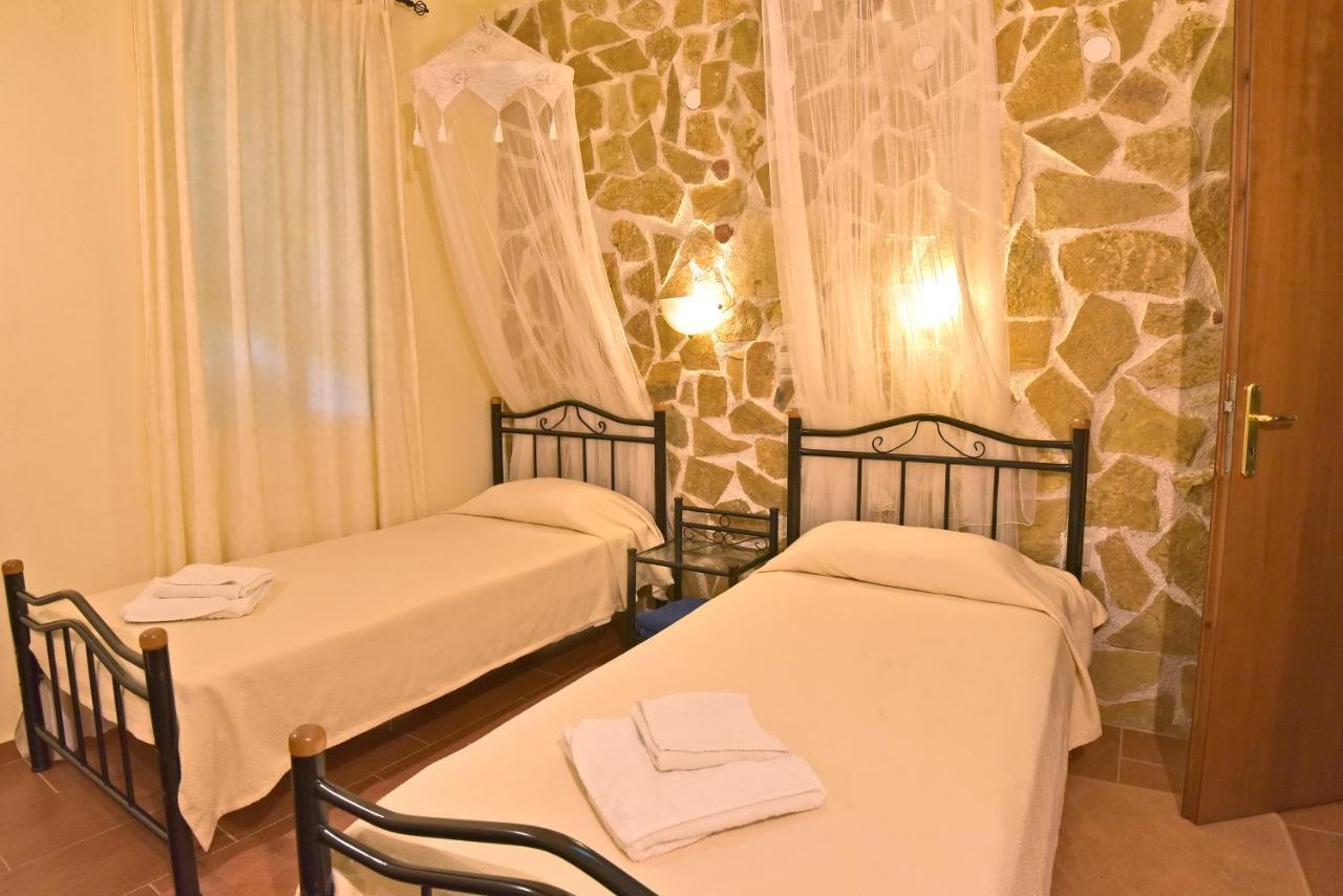 Agia Marina Olive Farmヴィラ エクステリア 写真