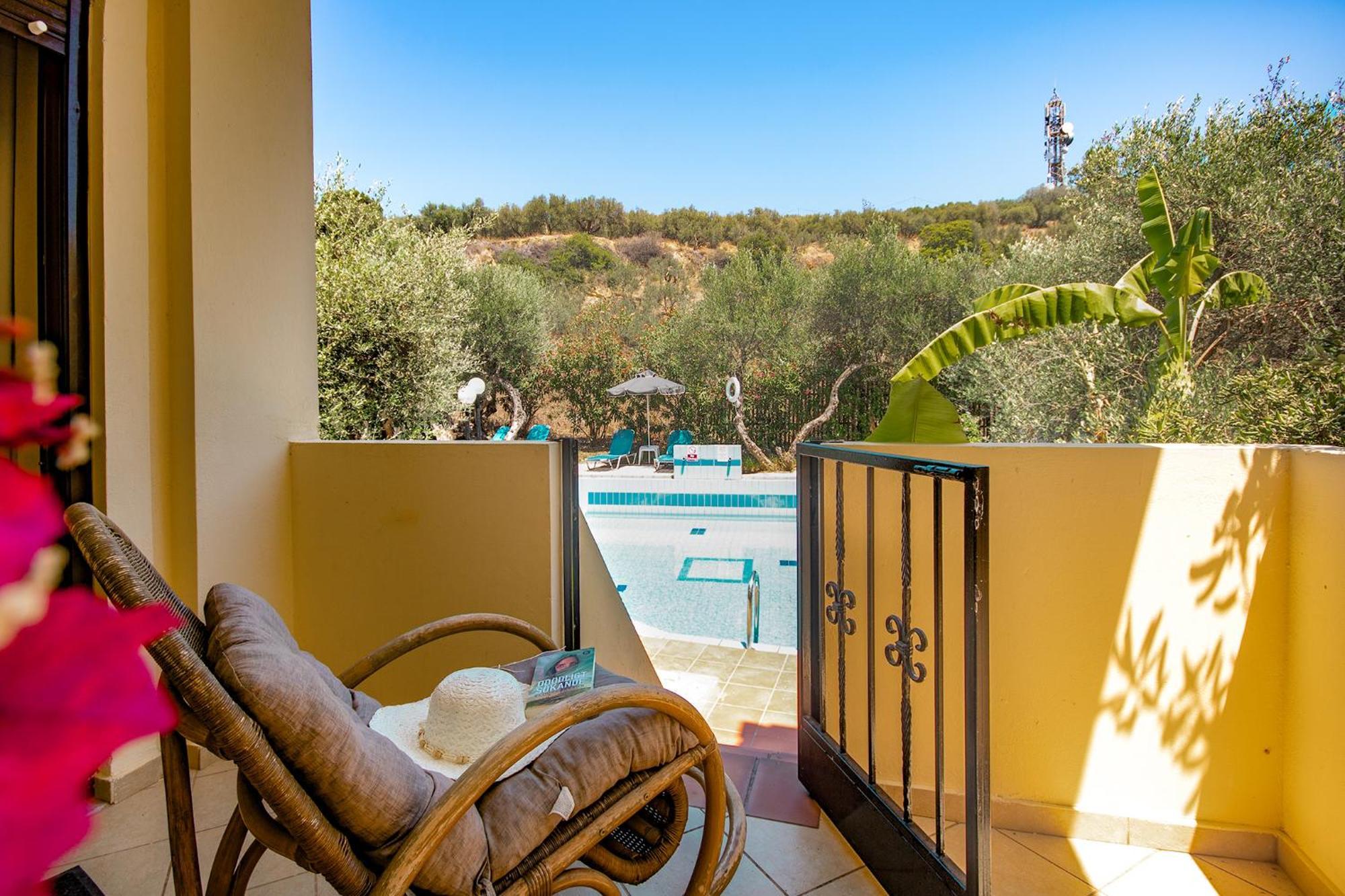 Agia Marina Olive Farmヴィラ エクステリア 写真